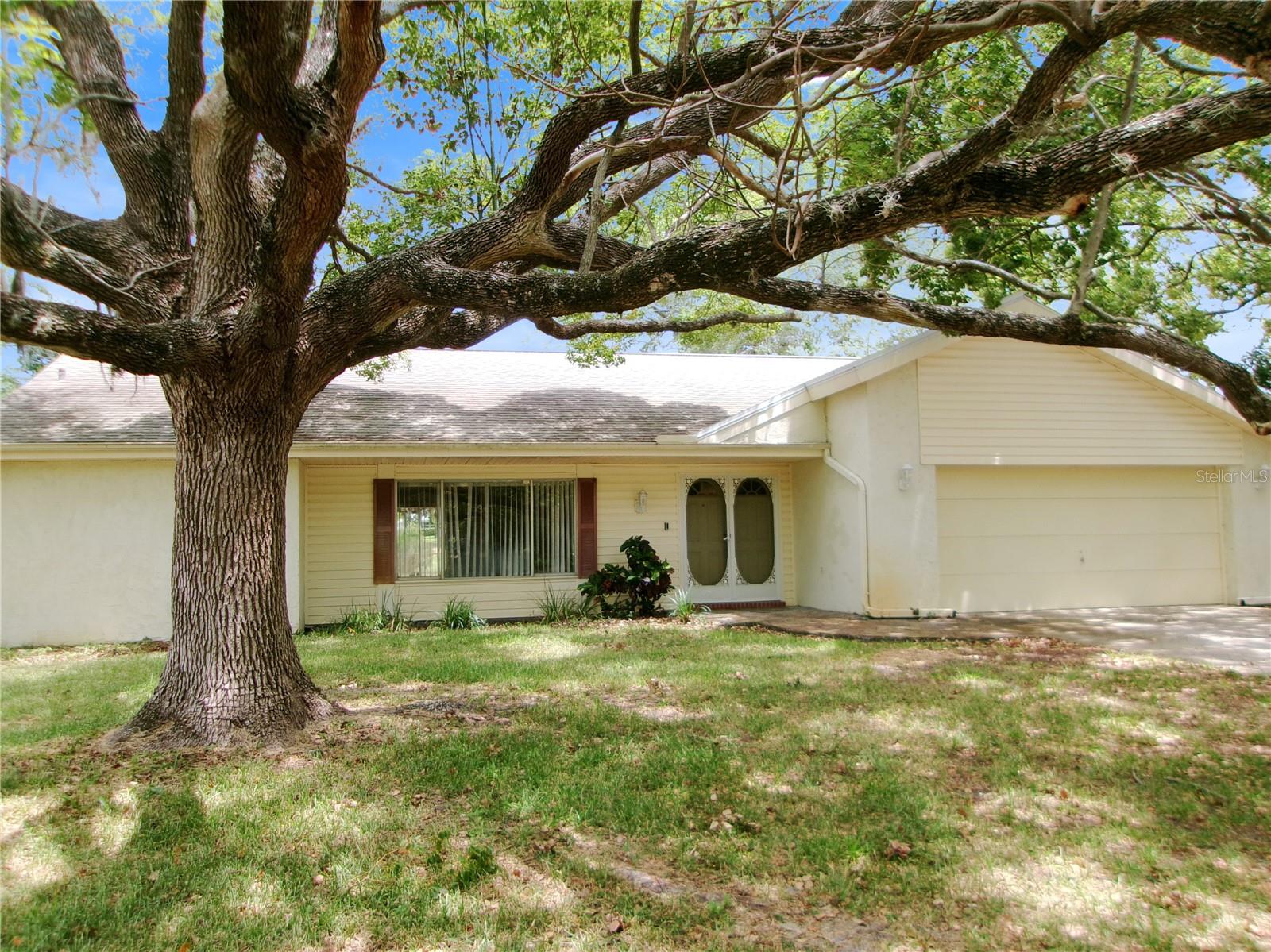 12709 Clock Tower Pkwy Property Photo 1