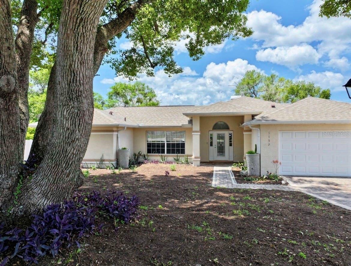 5137 Montford Cir Property Photo 1