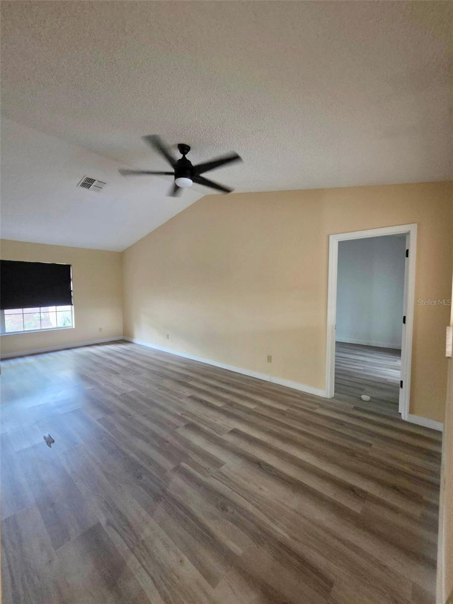 5137 Montford Cir Property Photo 9