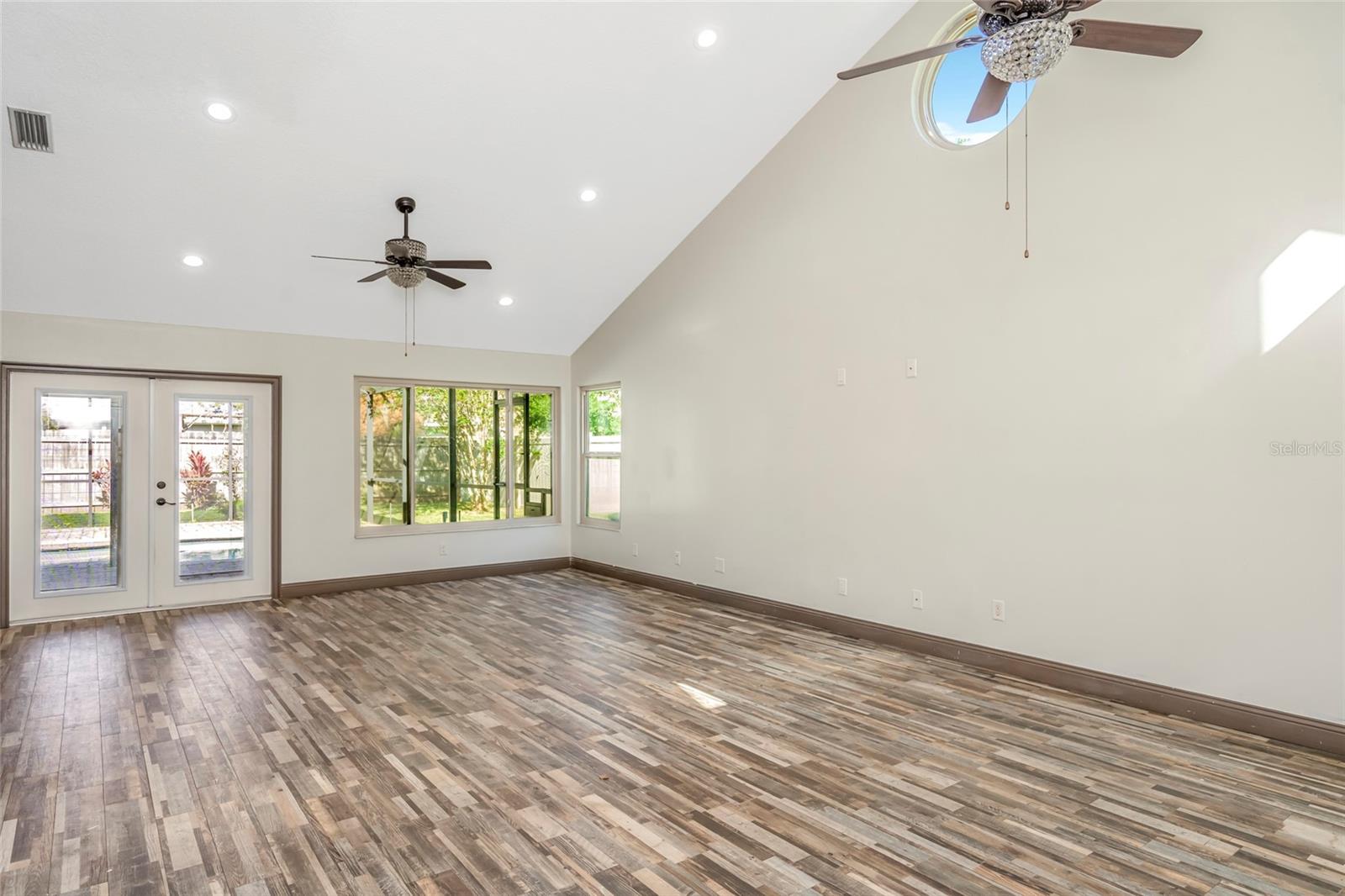 14904 Perriwinkle Pl Property Photo 13