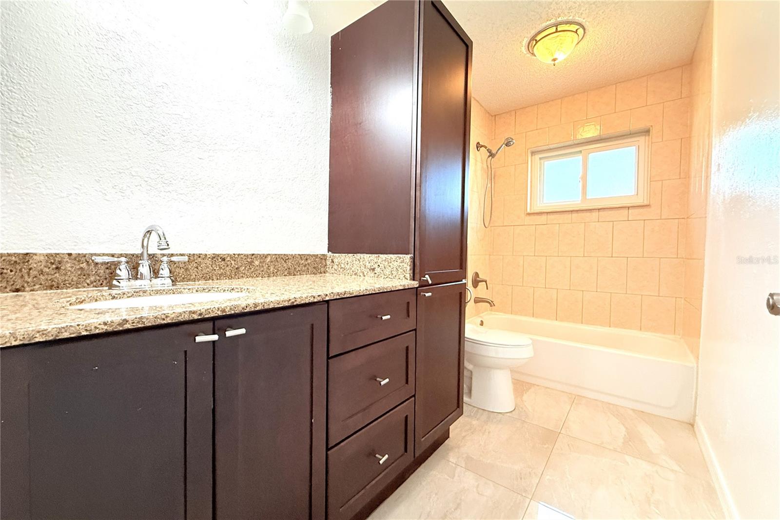 1913 Firethorn Ct Property Photo 50