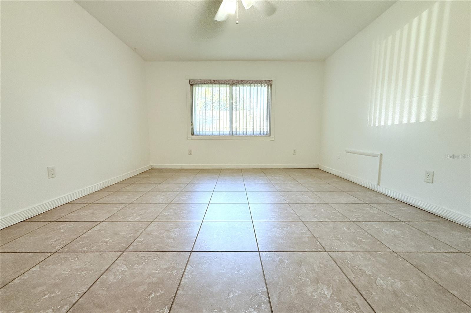 1913 Firethorn Ct Property Photo 52
