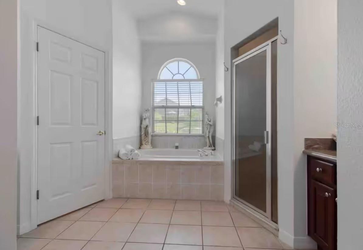 943 Corvina Dr Property Photo 18