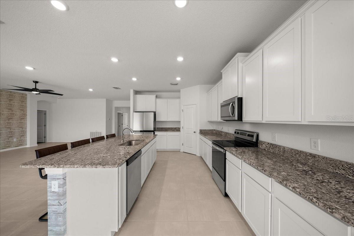 8068 Sw 59th Ter Property Photo 12