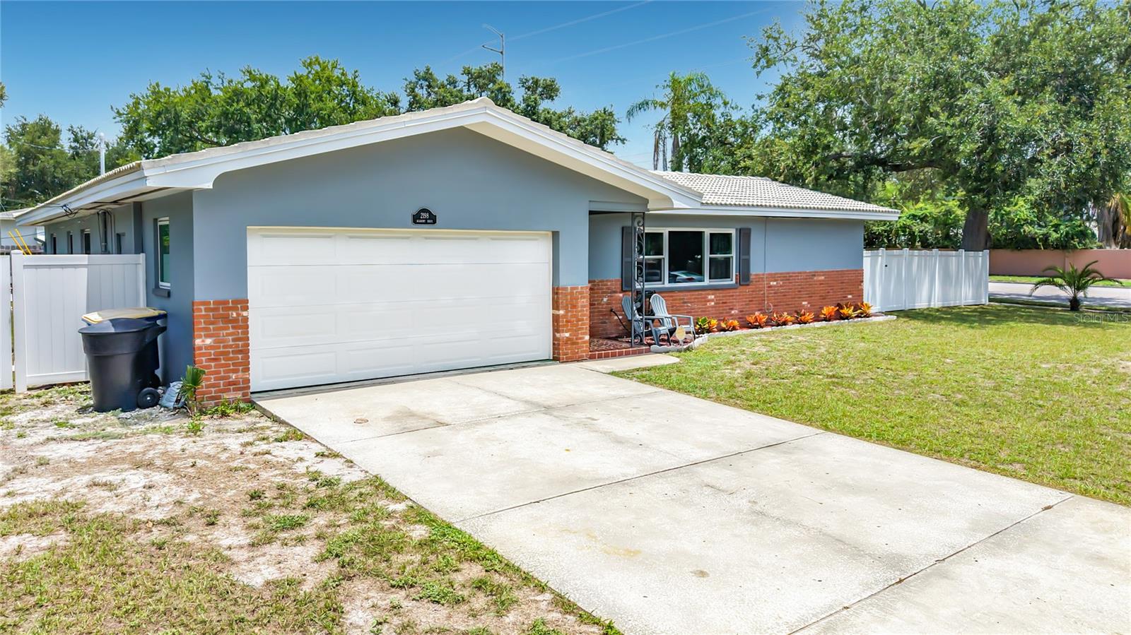 2198 Academy Dr Property Photo 4