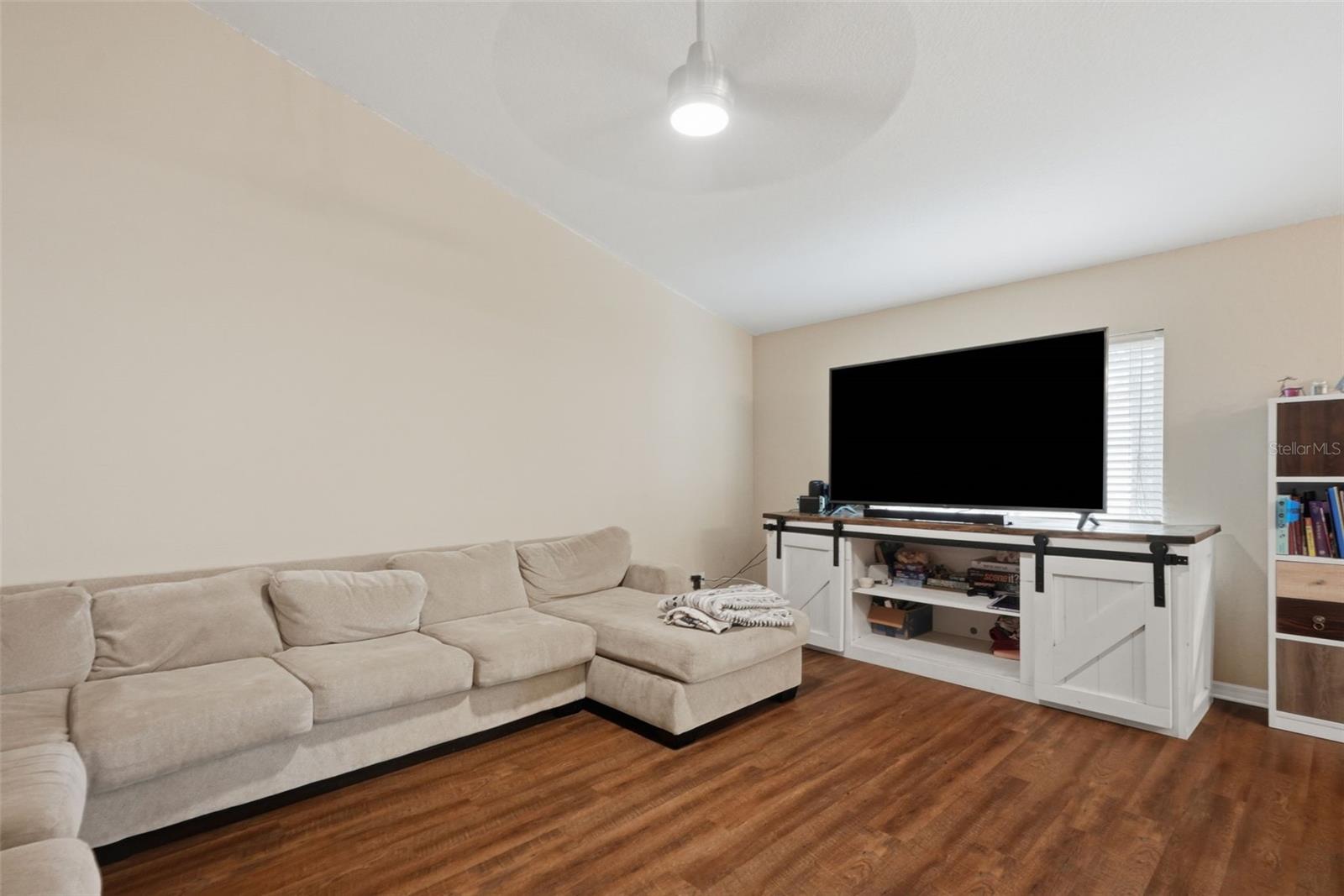 5341 Birchwood Rd Property Photo 8
