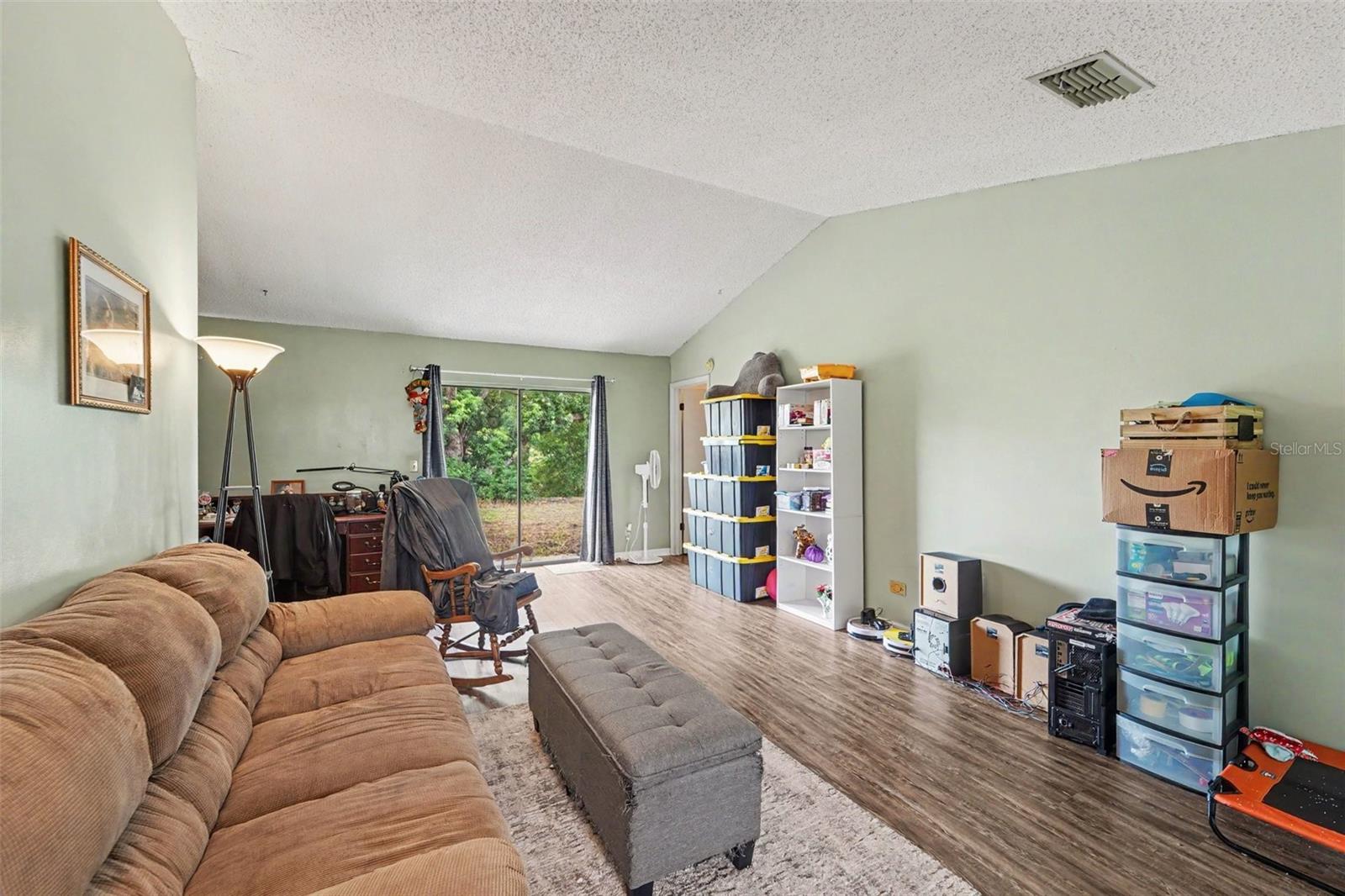 9074 Heather Blvd Property Photo 4