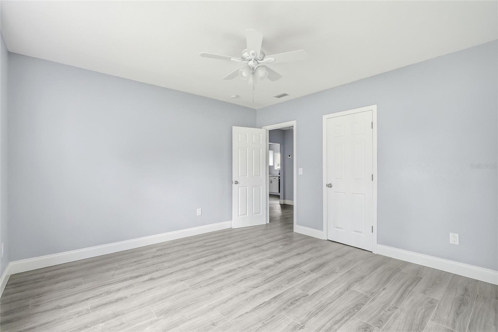 8500 N Boulevard Property Photo 13