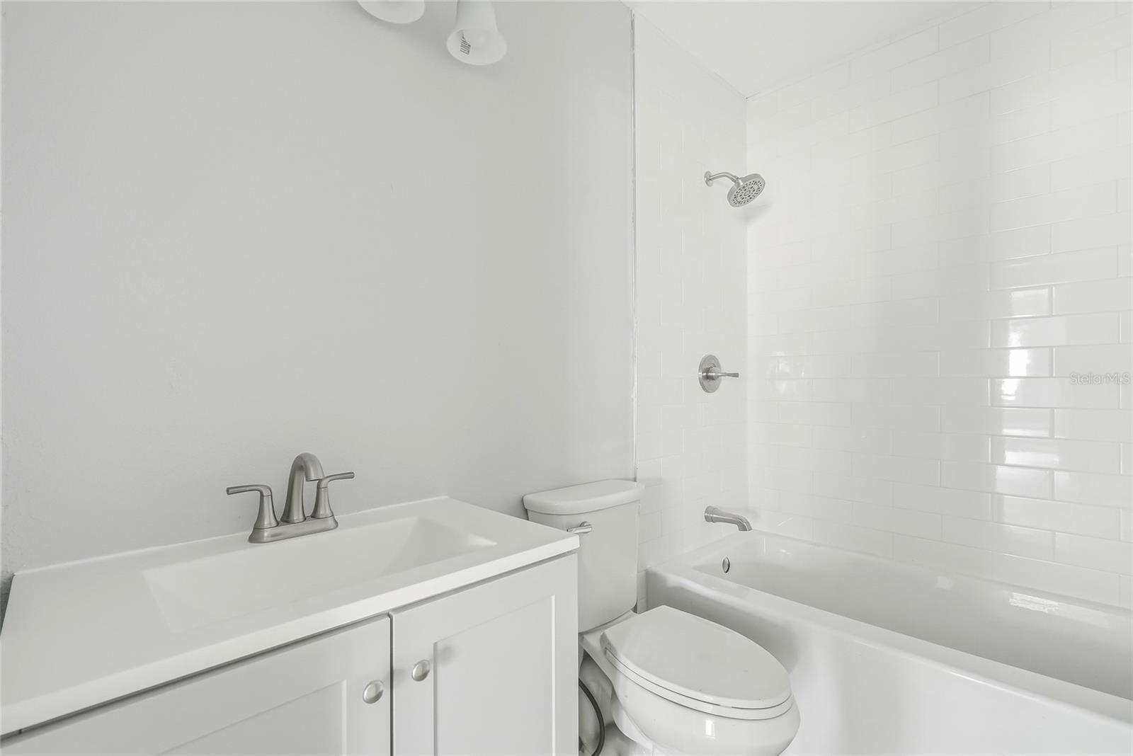 8500 N Boulevard Property Photo 14