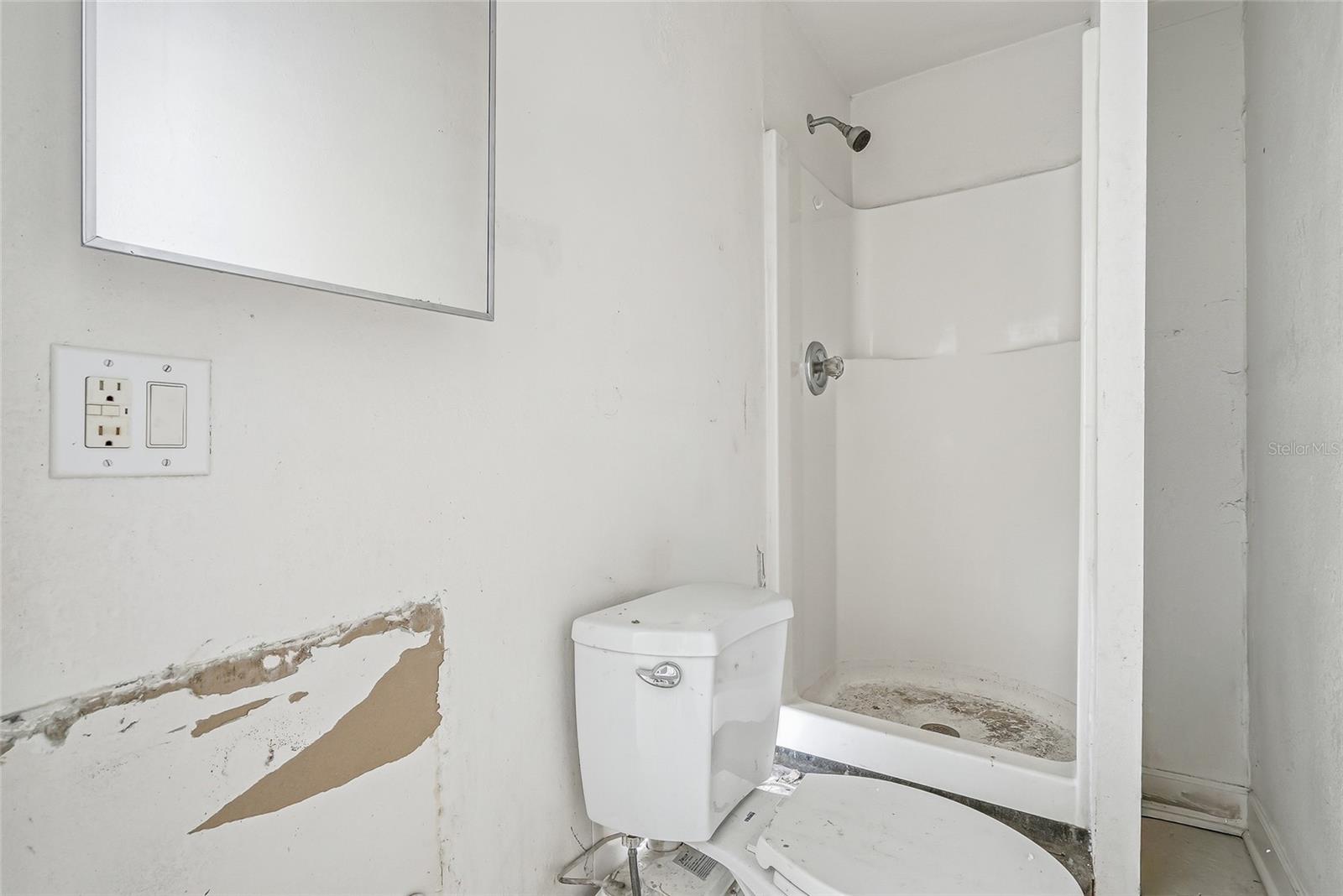 8500 N Boulevard Property Photo 32