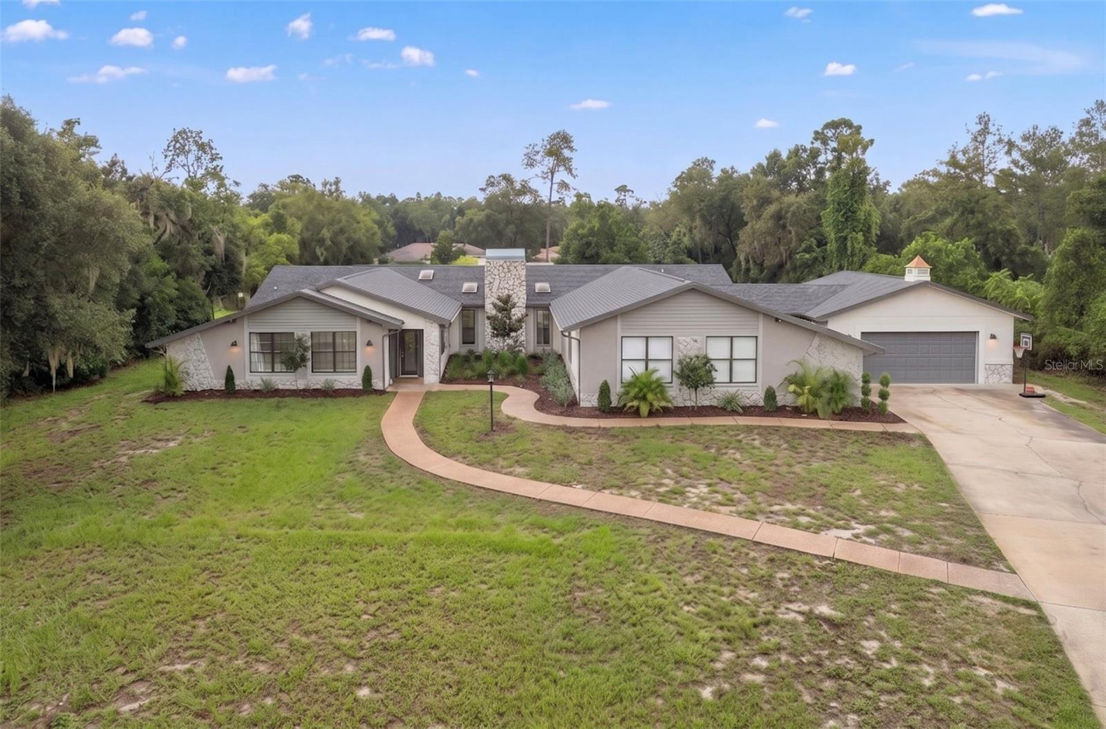 7231 River Country Dr Property Photo 1