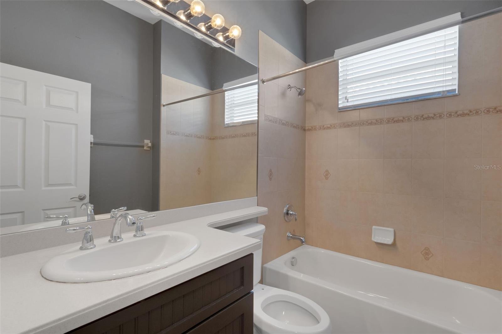 15841 Cobble Mill Dr Property Photo 21