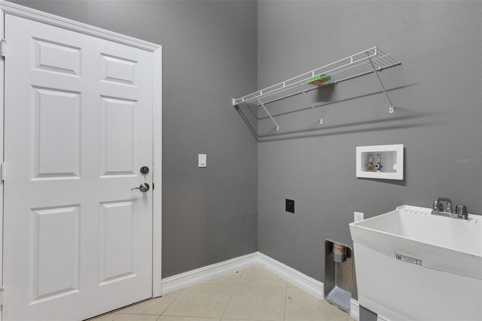 15841 Cobble Mill Dr Property Photo 23