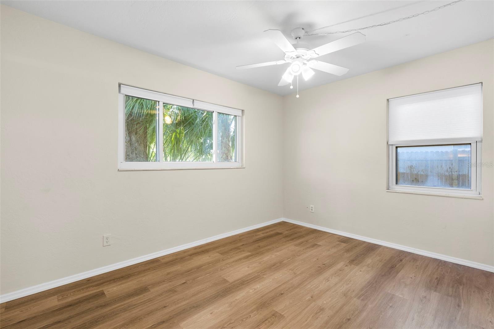 TB8533420 Property Photo 22
