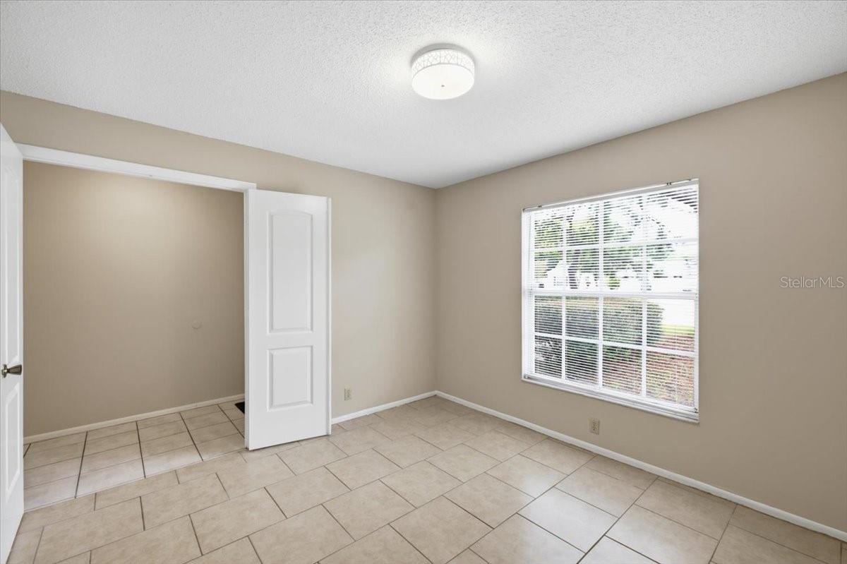 1901 Castle Bay Ct Property Photo 6