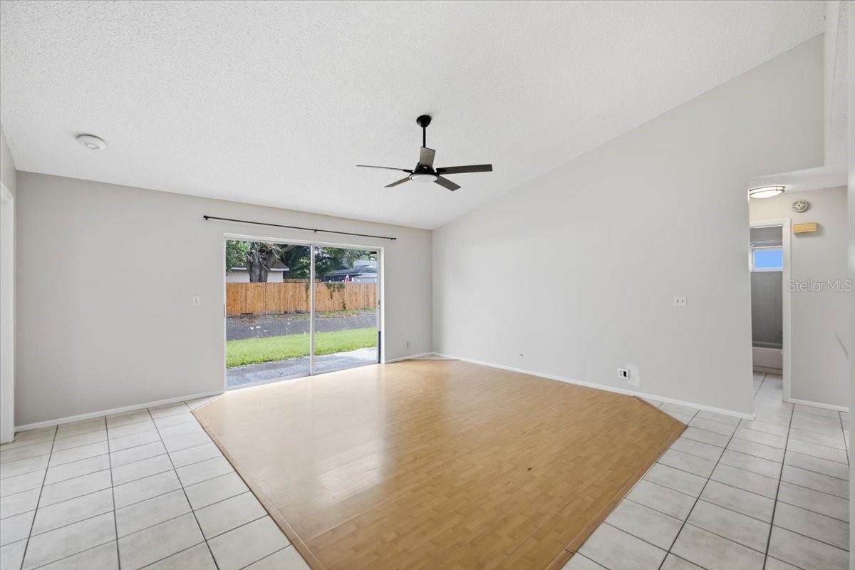 1901 Castle Bay Ct Property Photo 8