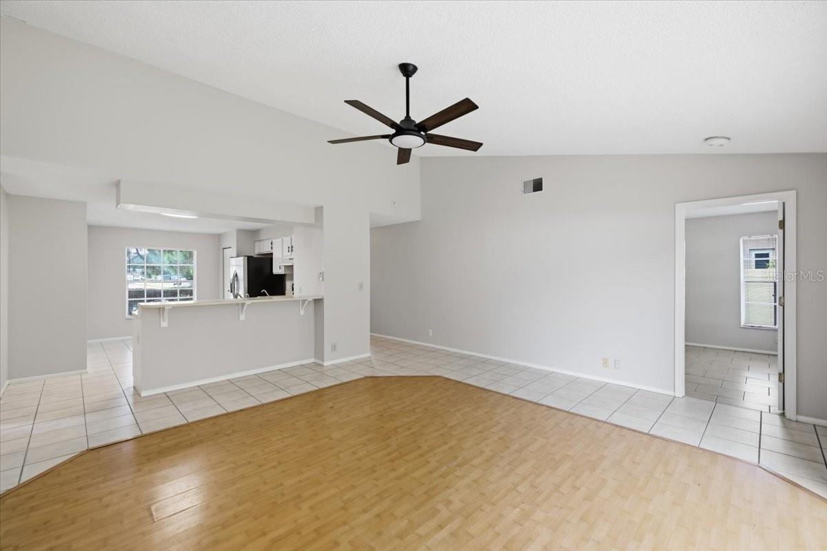 1901 Castle Bay Ct Property Photo 9