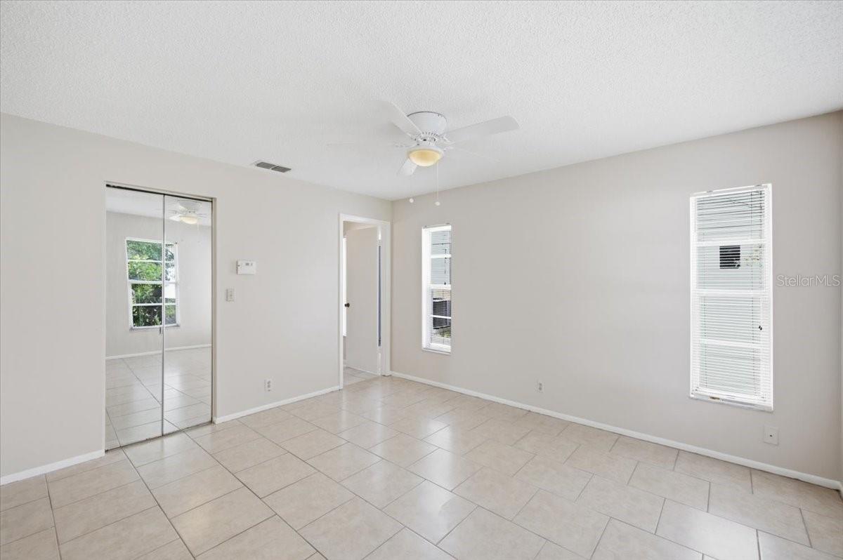 1901 Castle Bay Ct Property Photo 17