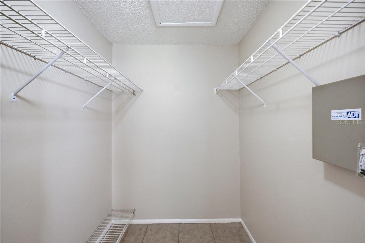 1901 Castle Bay Ct Property Photo 21