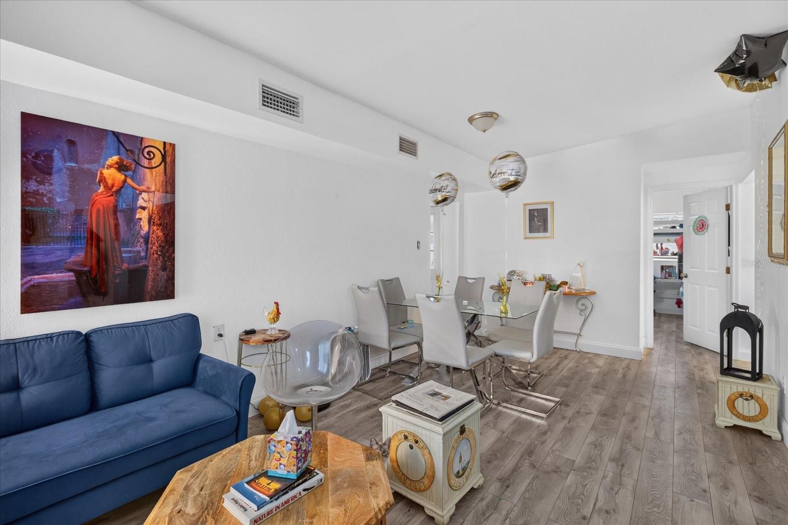 10538 Agate Ct Property Photo 9