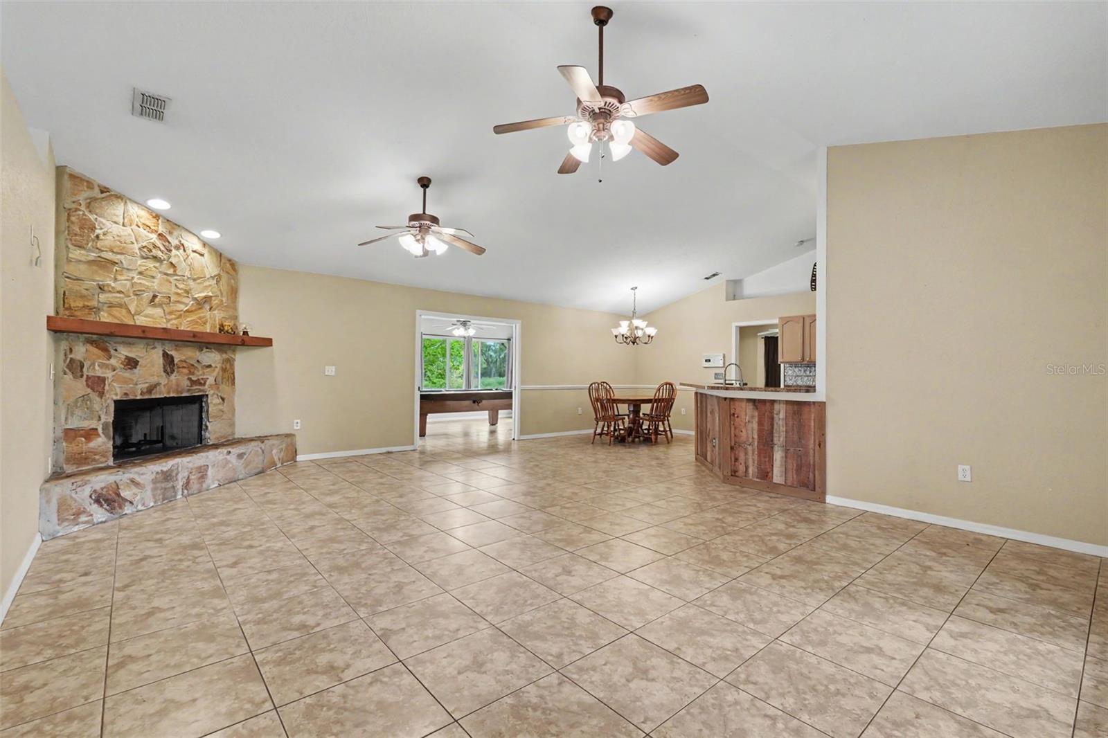 4618 Reola Rd Property Photo 2