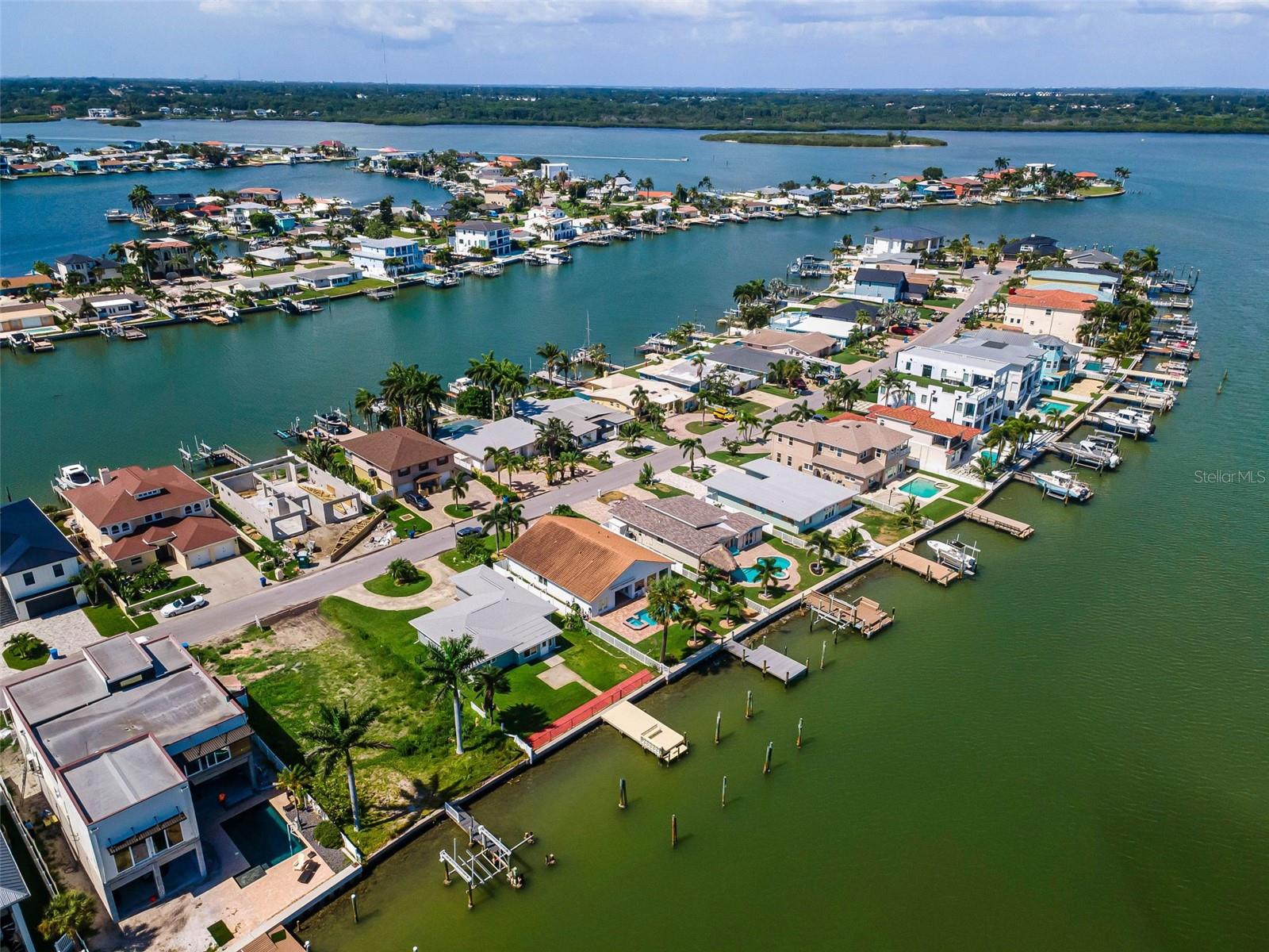 17043 Dolphin Dr Property Photo 10
