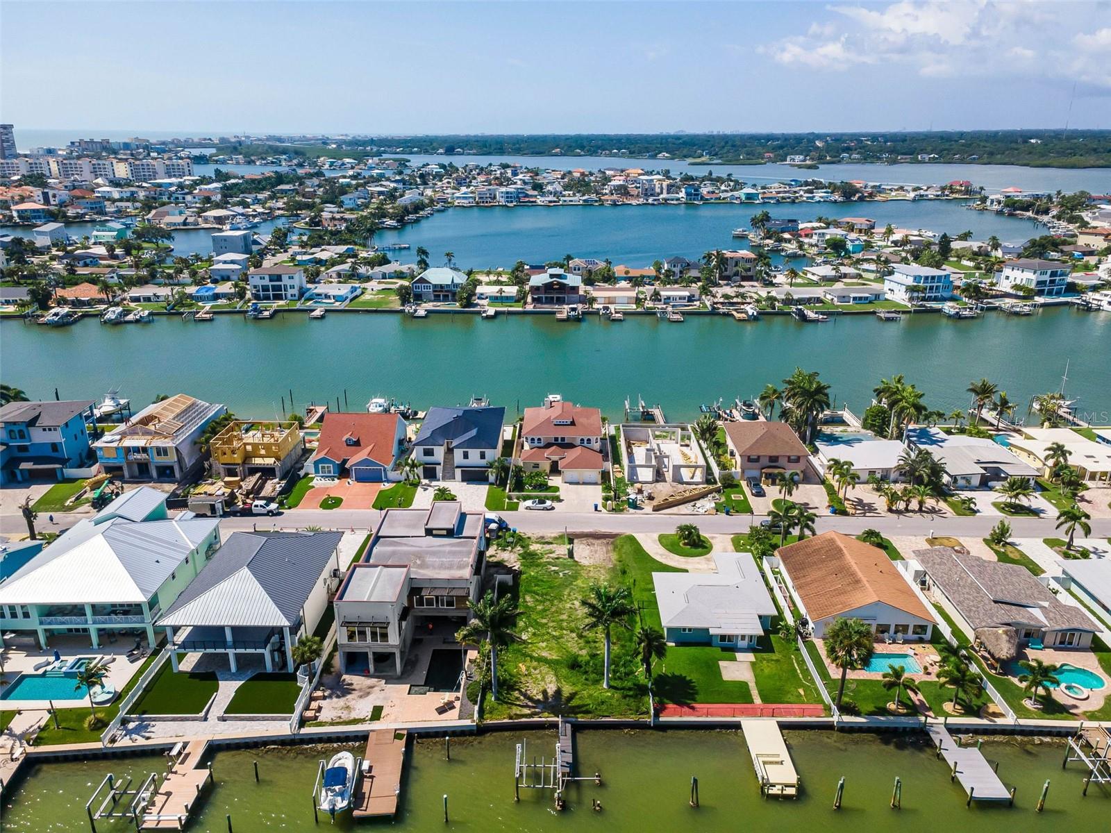 17043 Dolphin Dr Property Photo 11