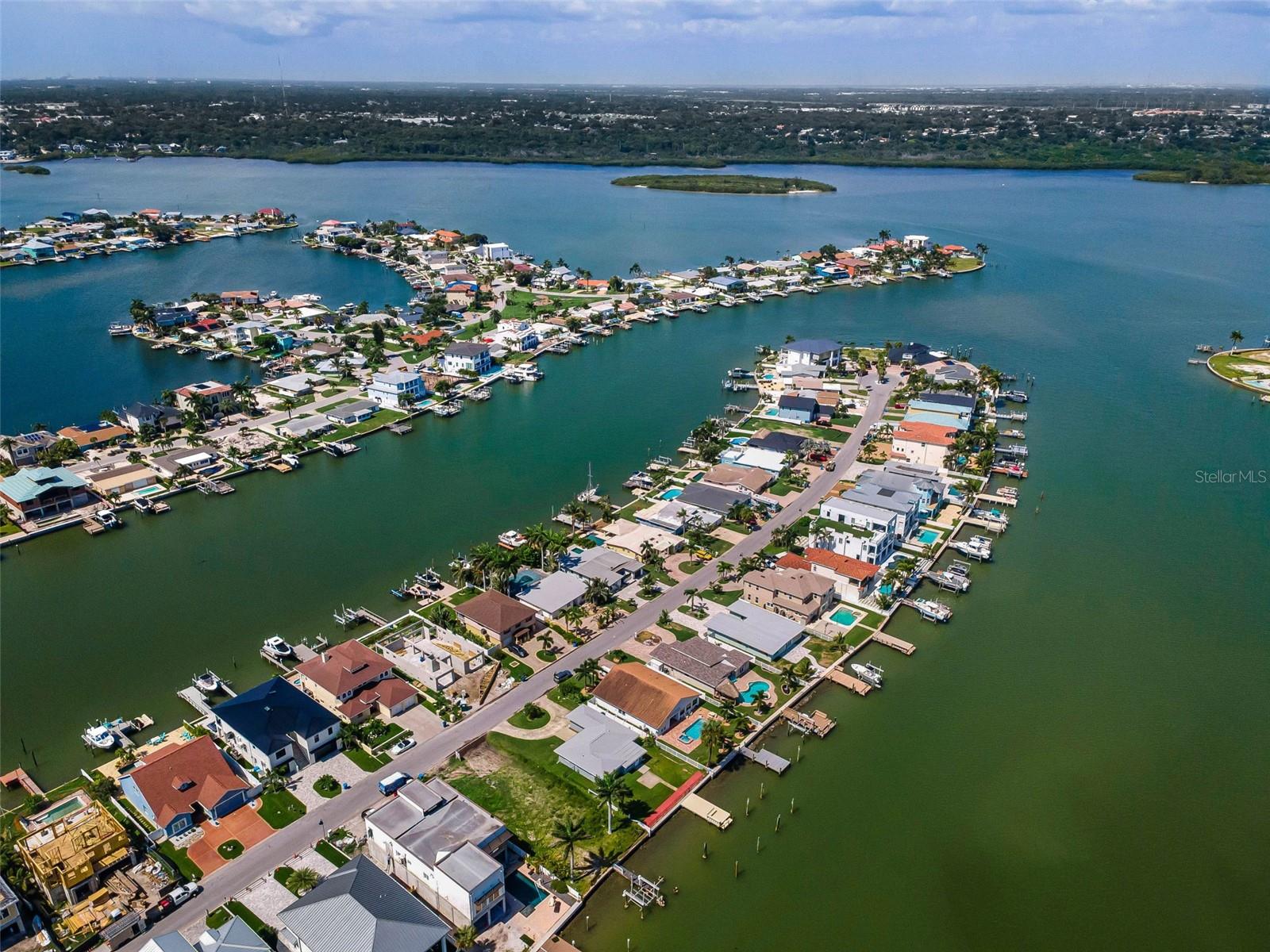 17043 Dolphin Dr Property Photo 12