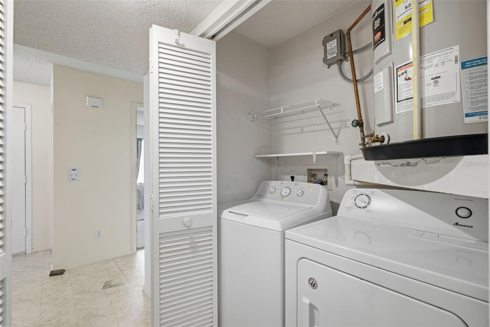 3960 Sailmaker Ln Property Photo 19