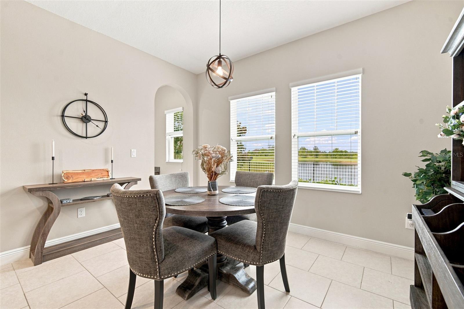 5306 Silver Sun Dr Property Photo 24