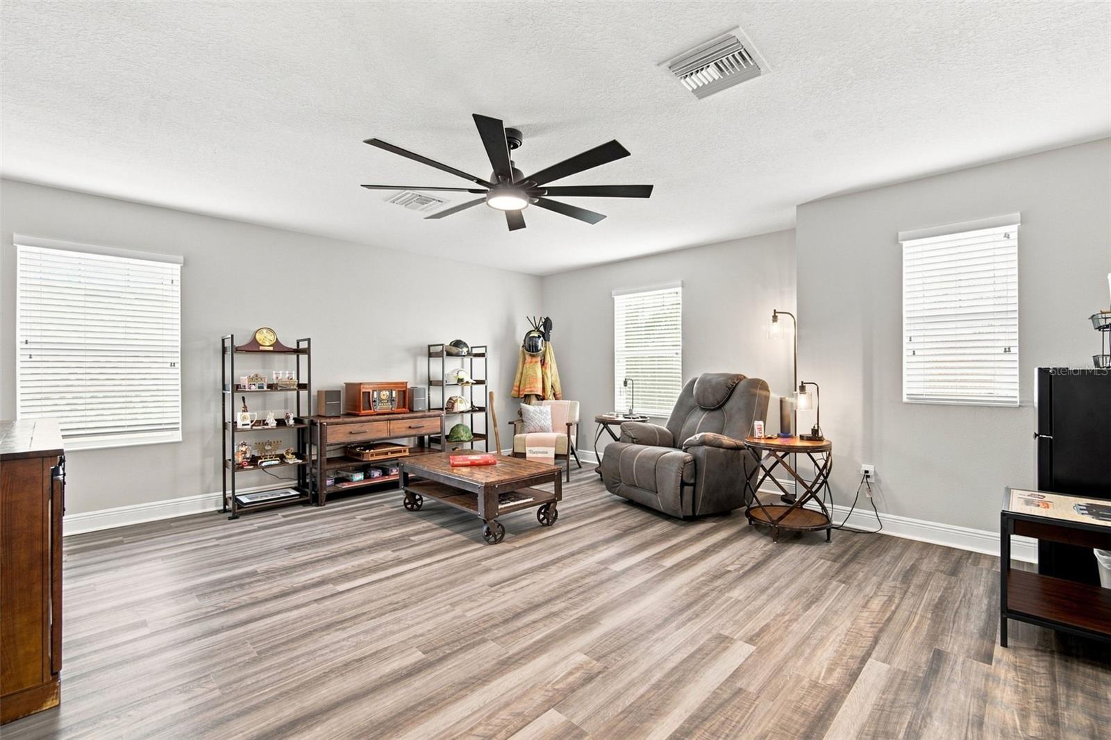 5306 Silver Sun Dr Property Photo 43
