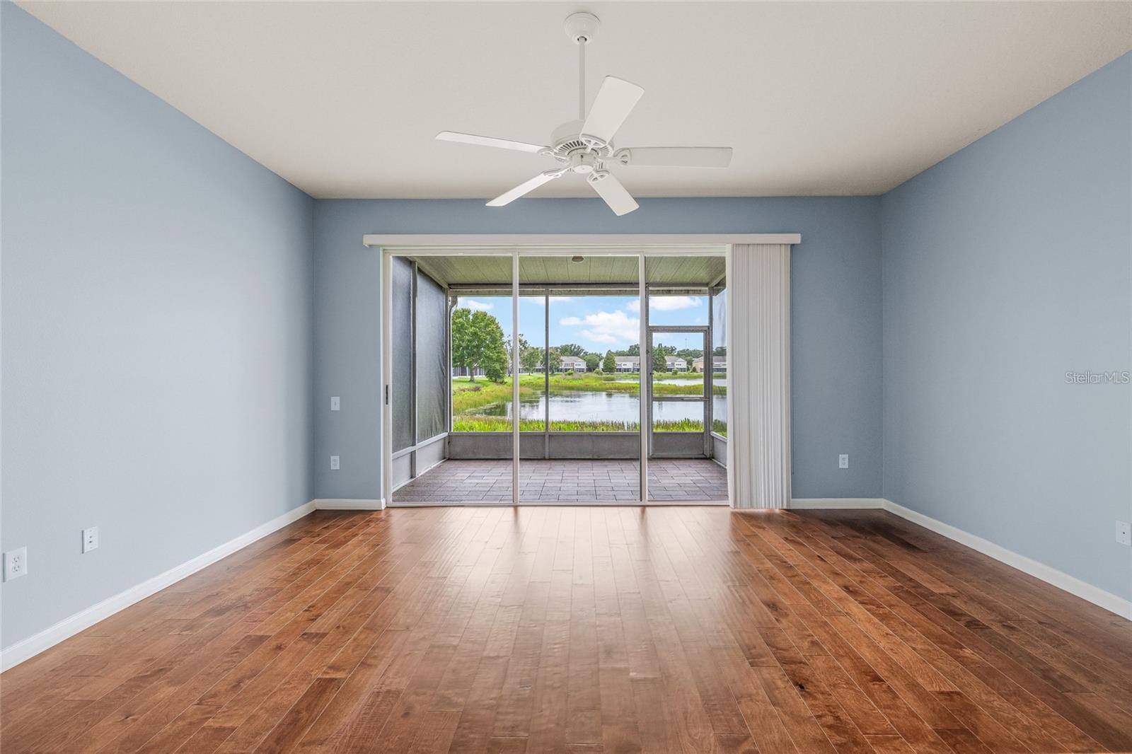 4879 Pond Ridge Dr Property Photo 13