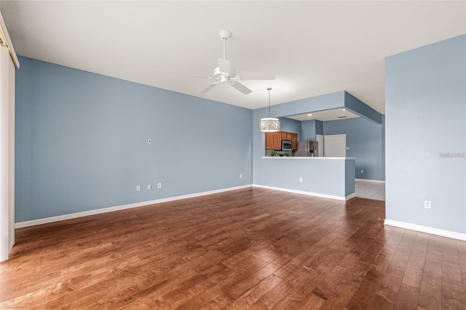 4879 Pond Ridge Dr Property Photo 18