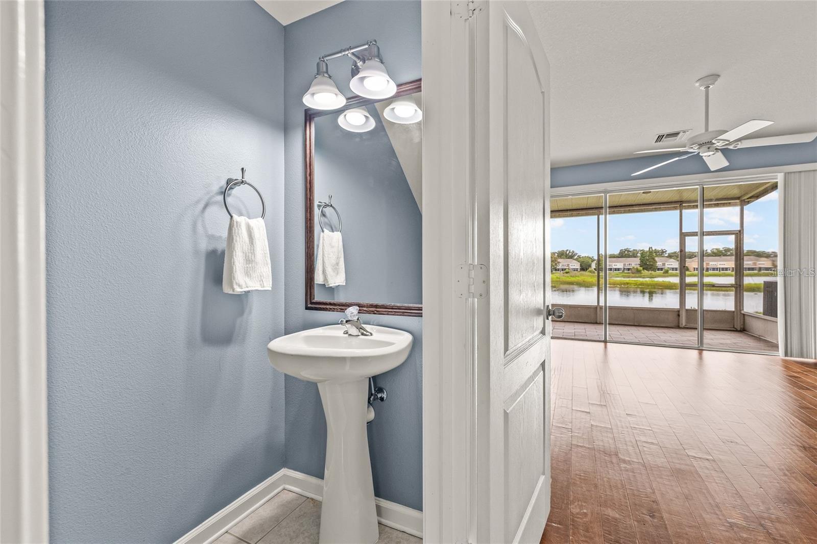 4879 Pond Ridge Dr Property Photo 20