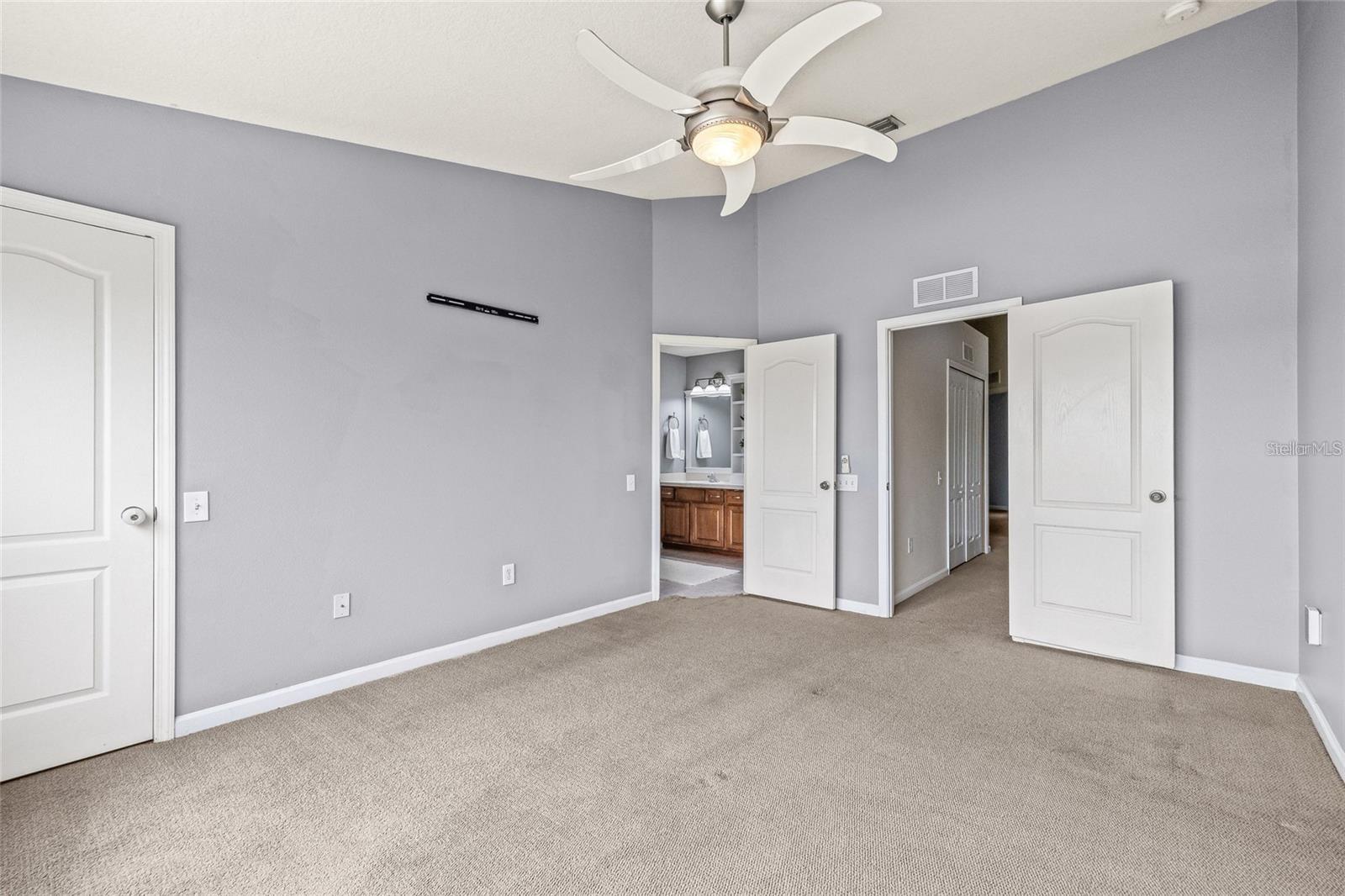 4879 Pond Ridge Dr Property Photo 25