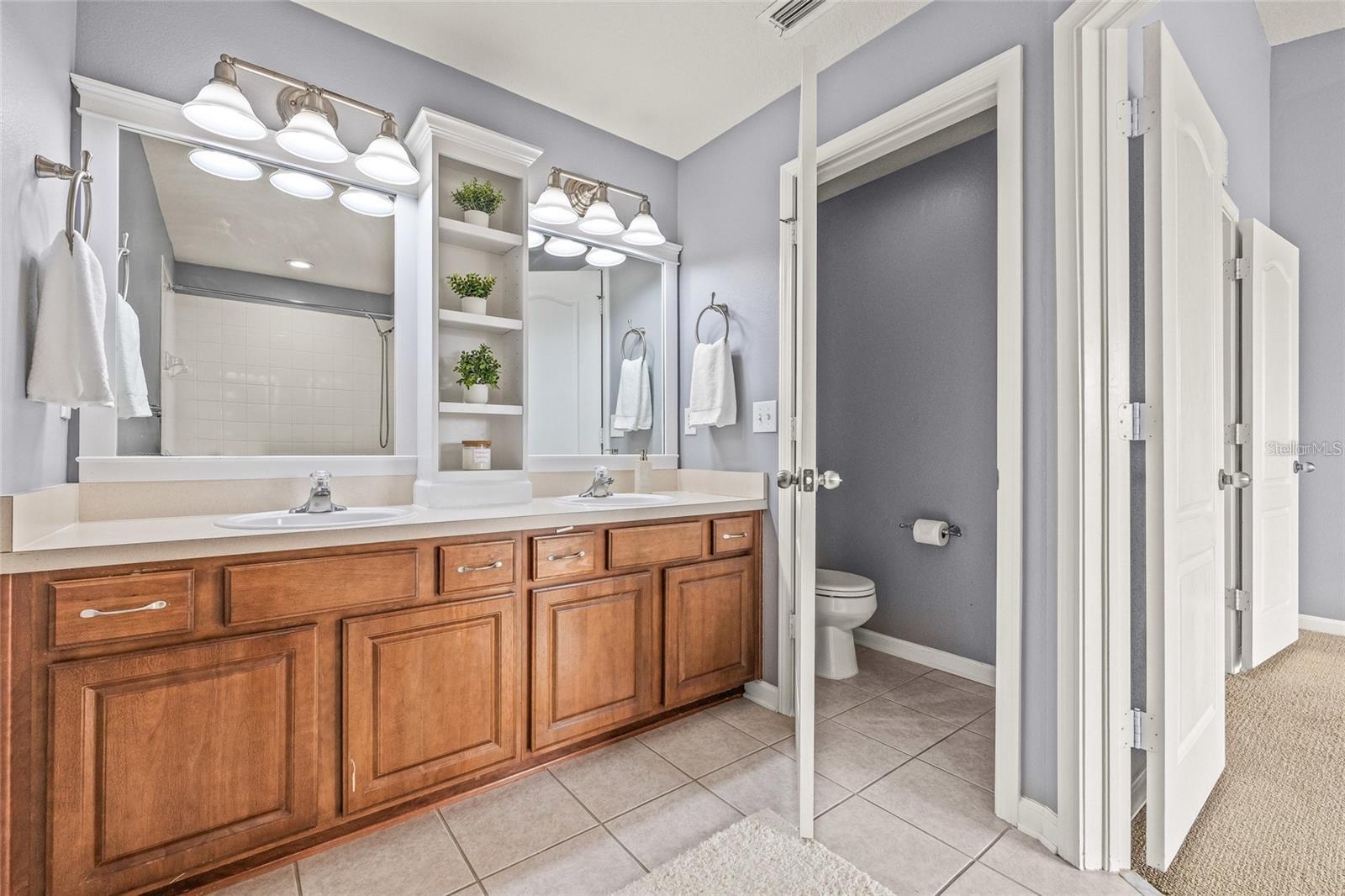4879 Pond Ridge Dr Property Photo 26