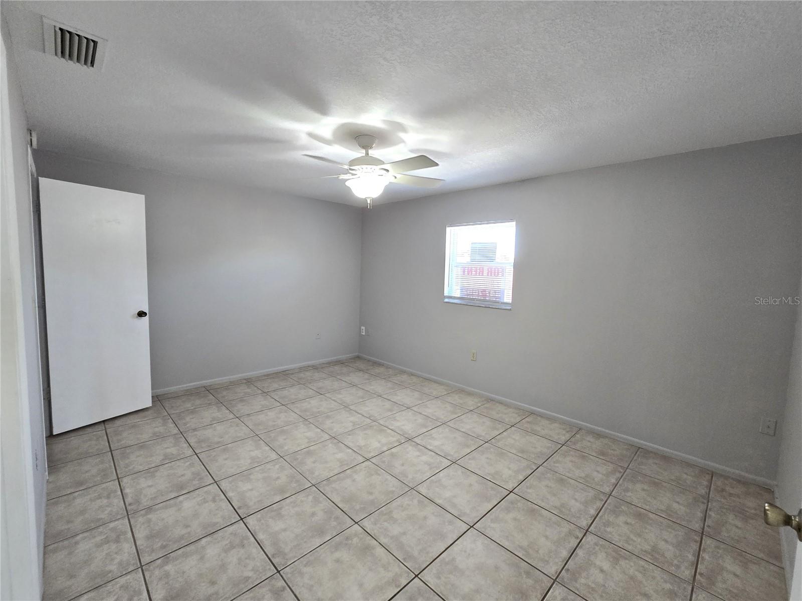 5422 Amy Ln Property Photo 5