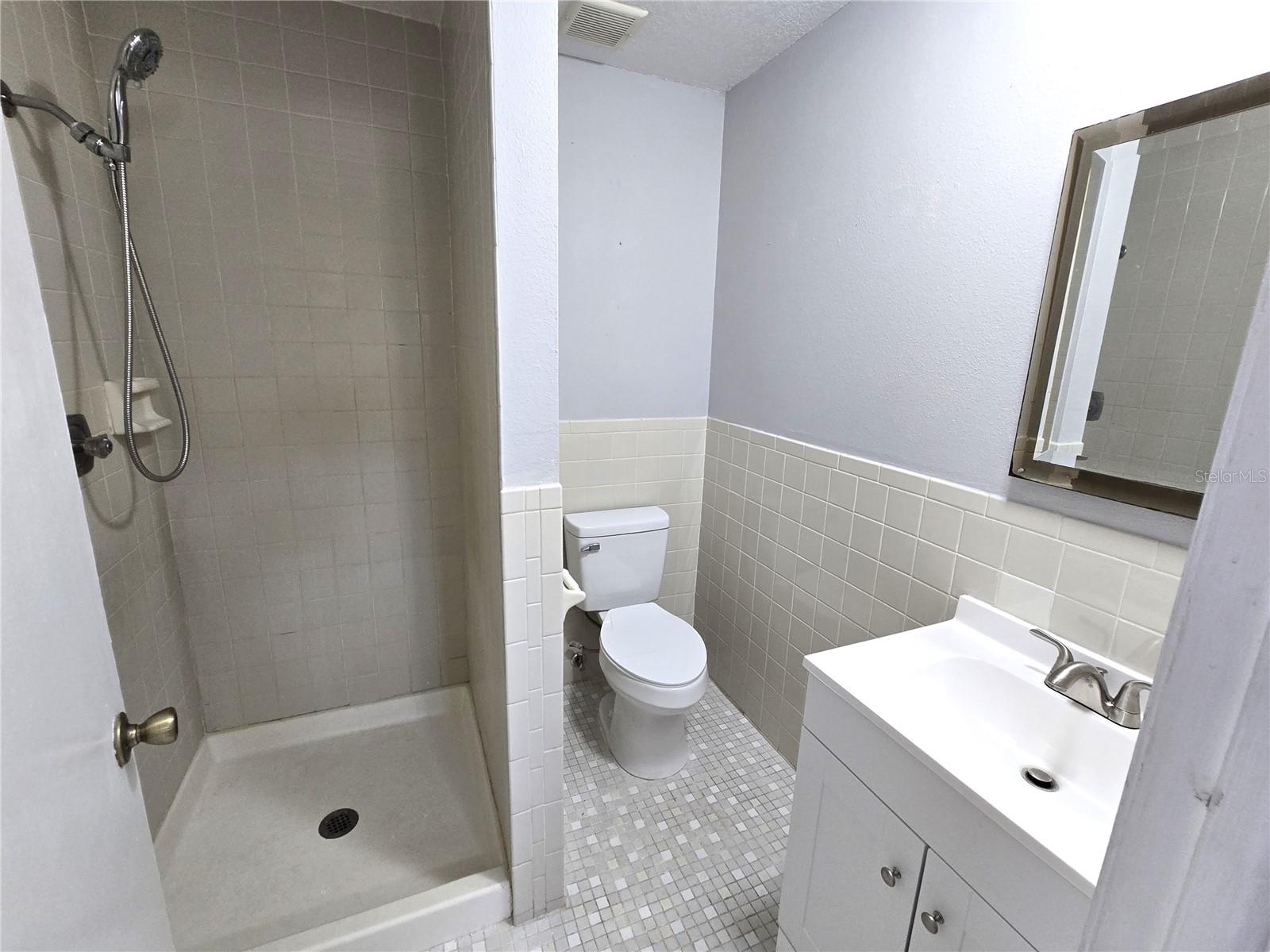 5422 Amy Ln Property Photo 6
