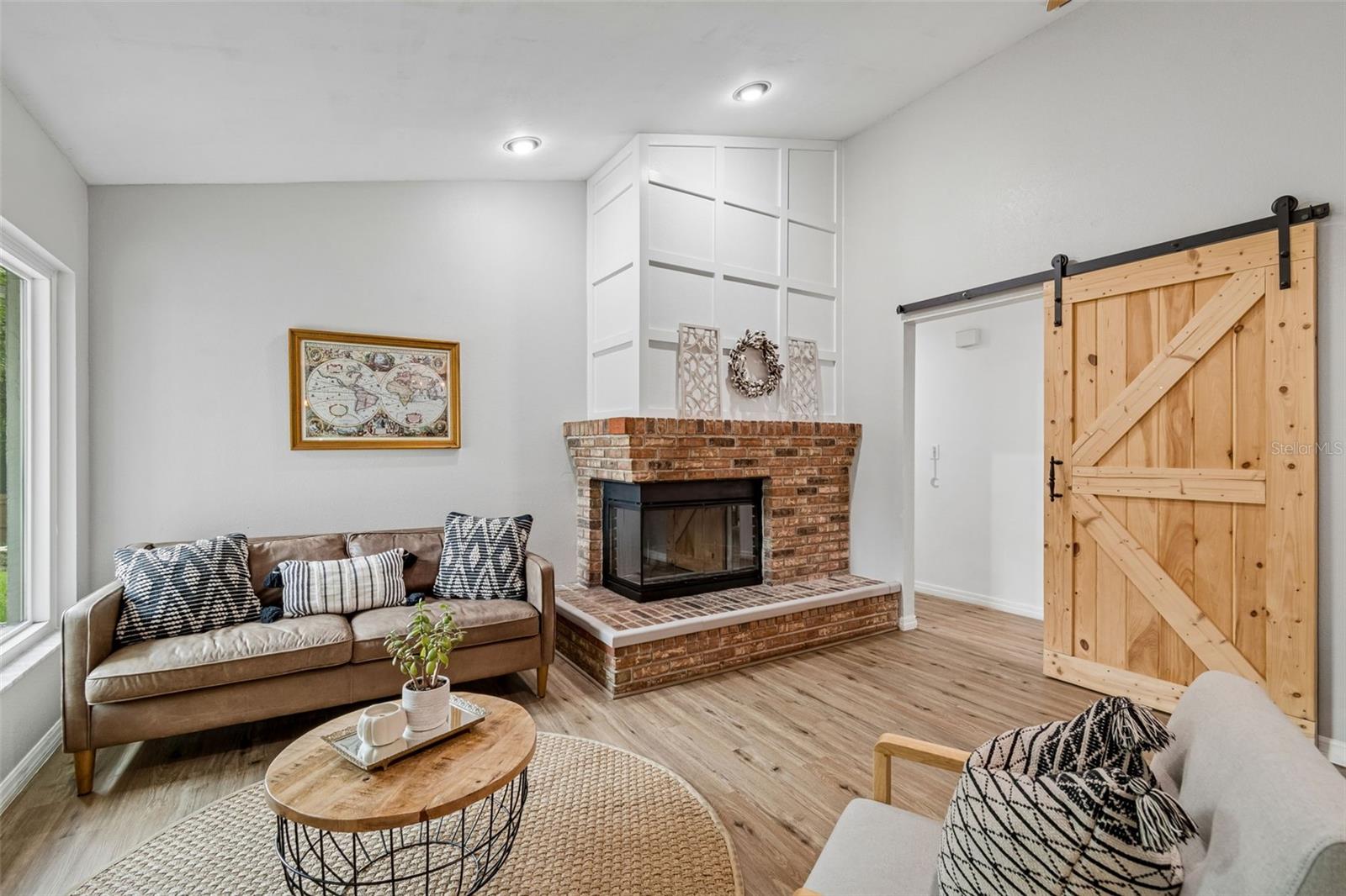 3607 Lithia Ridge Blvd Property Photo 17