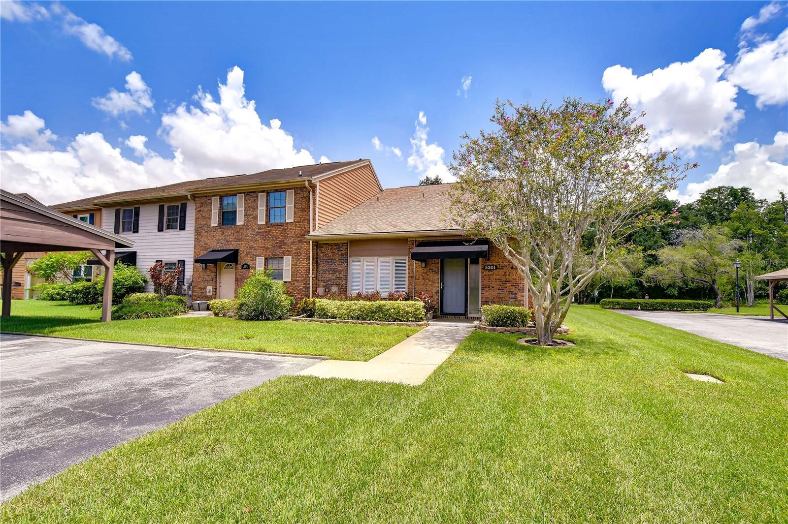 5301 BRADBURY CT