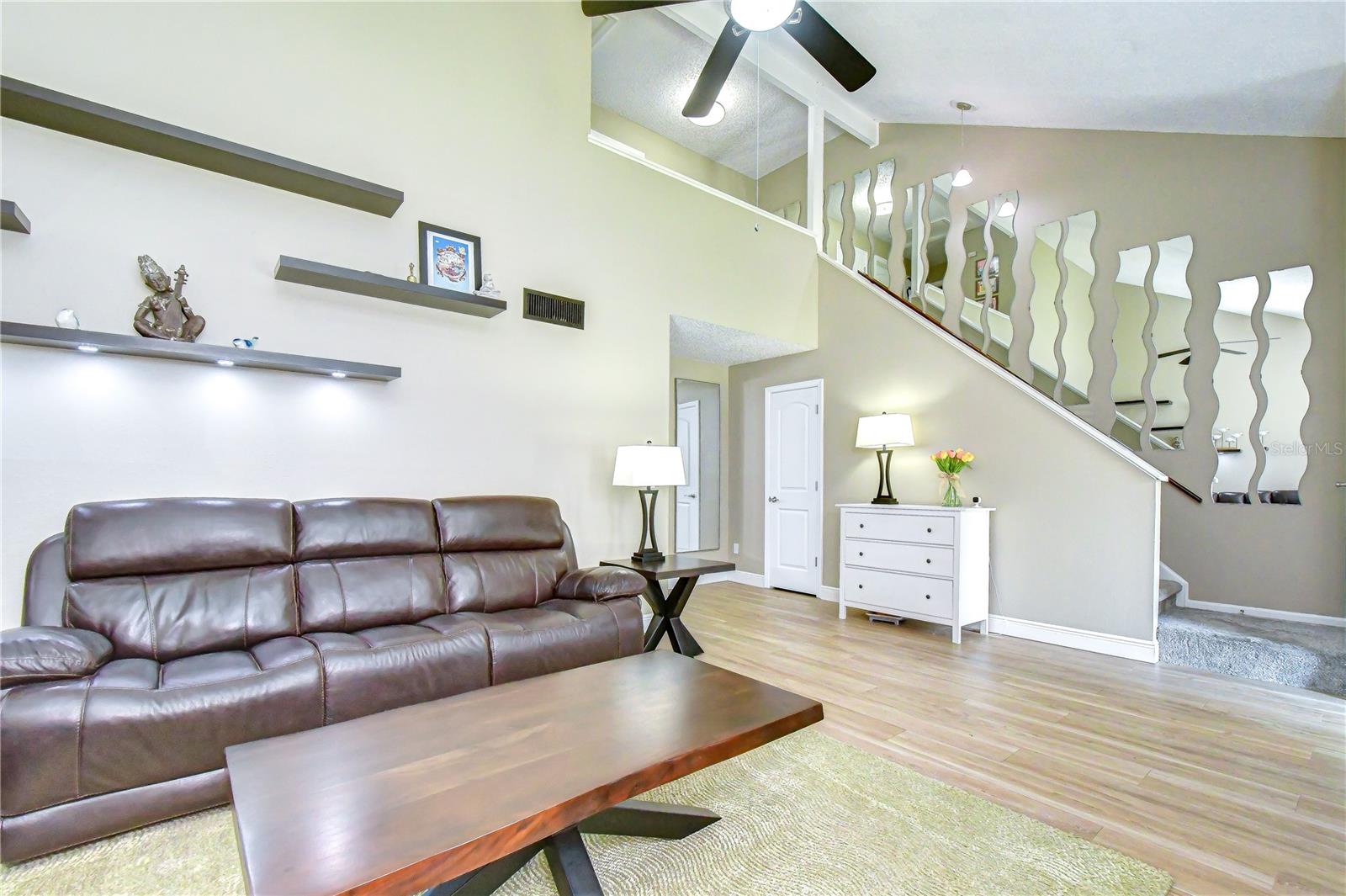 5301 Bradbury Ct Property Photo 8