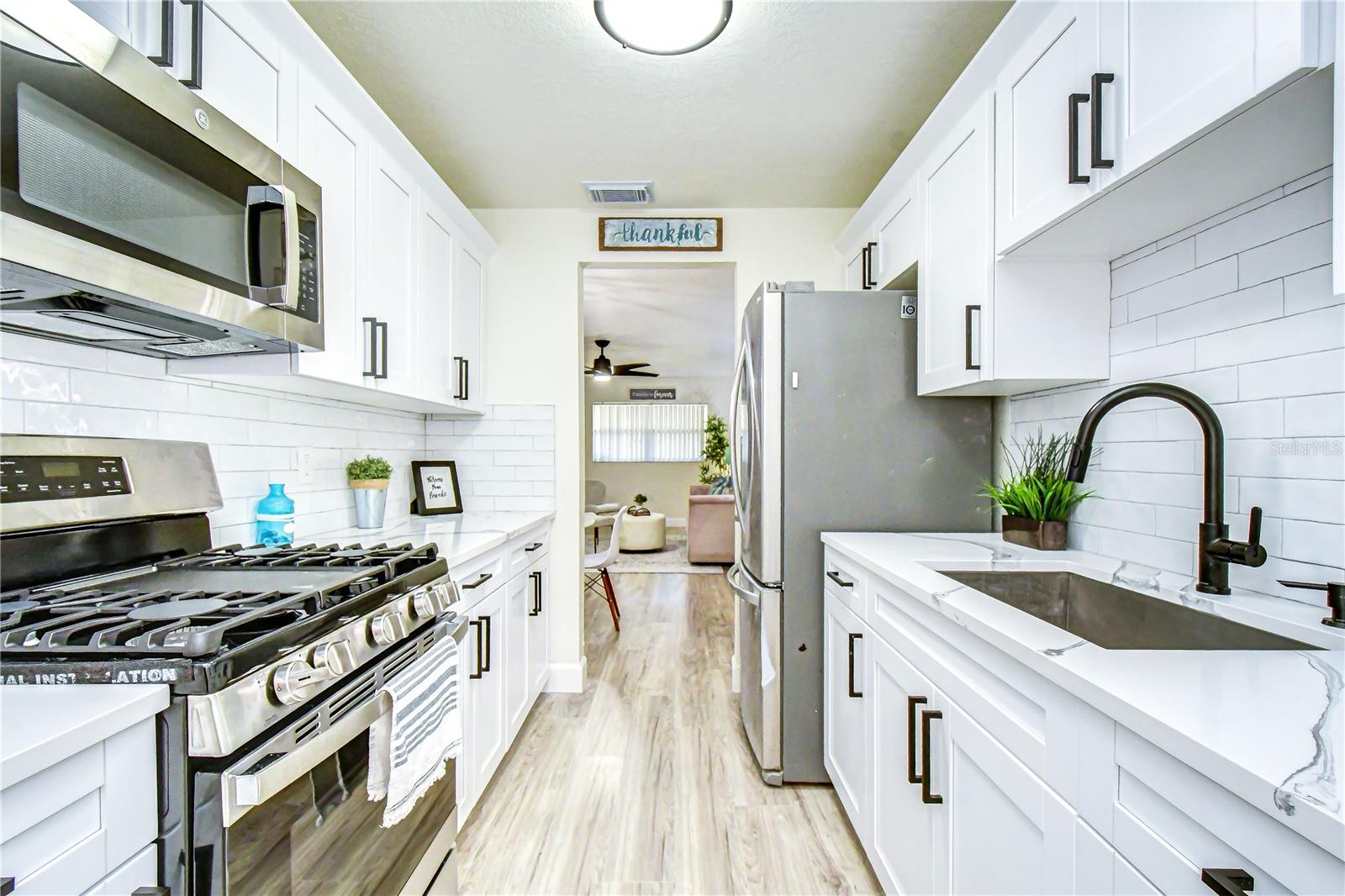 10037 62nd Ter N #5 Property Photo 4