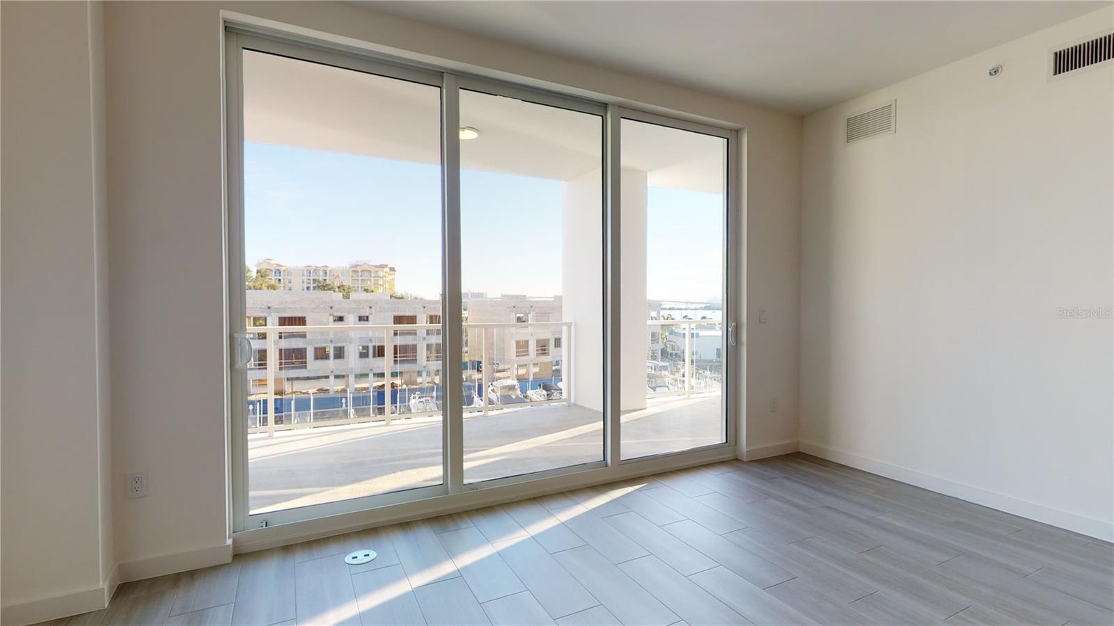 920 N Osceola Ave #405 Property Photo 16