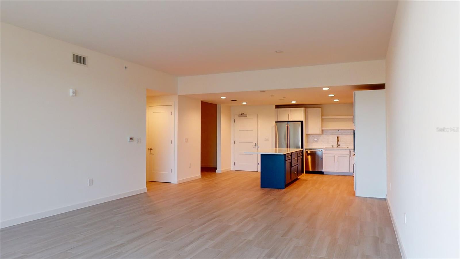 920 N Osceola Ave #405 Property Photo 17