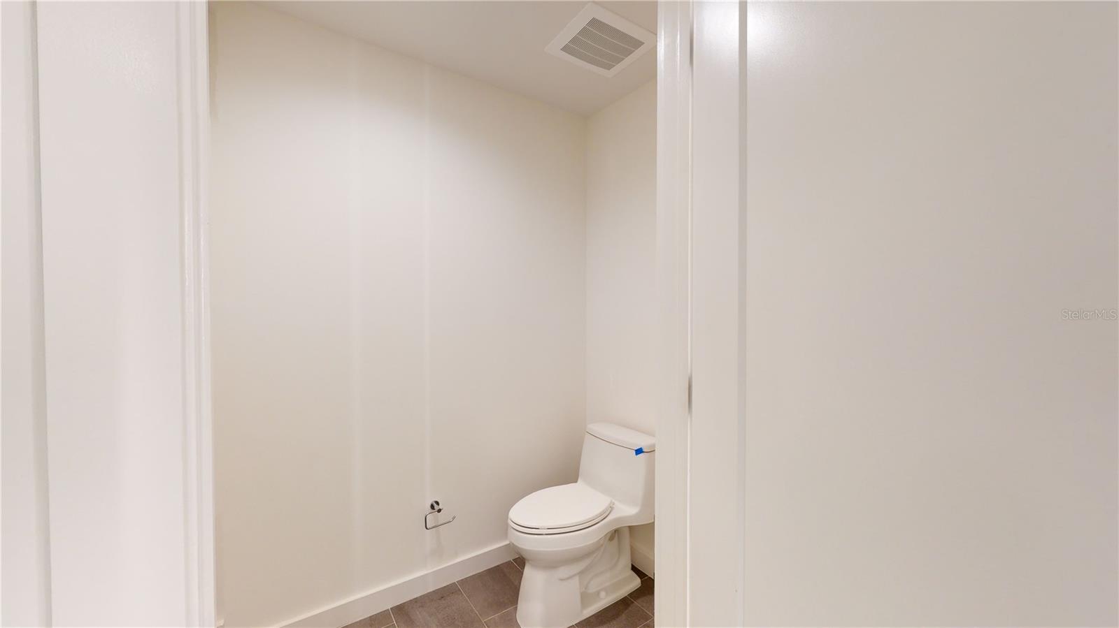 920 N Osceola Ave #405 Property Photo 33
