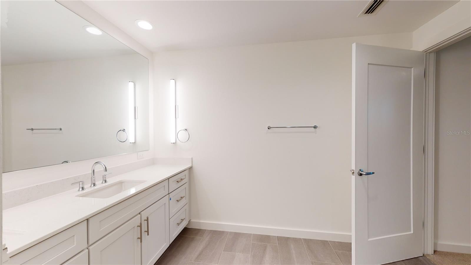 920 N Osceola Ave #405 Property Photo 34