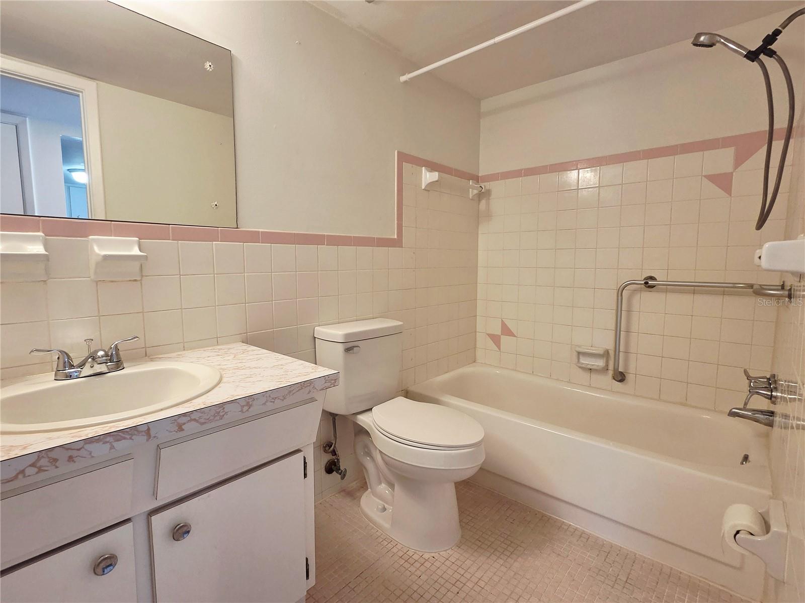 2459 Columbia Dr #47 Property Photo 10