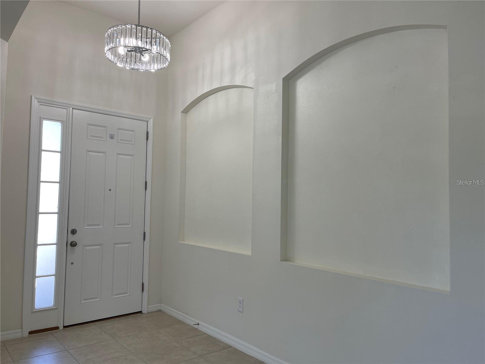 7905 Silver Clover Ct Property Photo 6