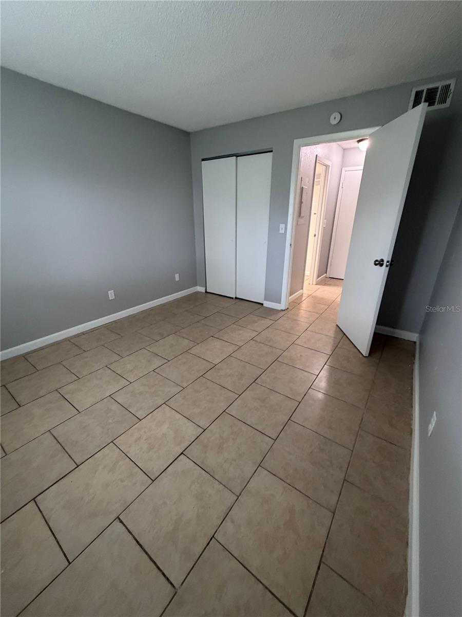 233 Thorn Tree Pl Property Photo 11