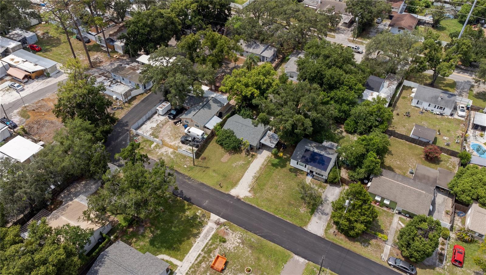 304 E Hydrangia St Property Photo 16